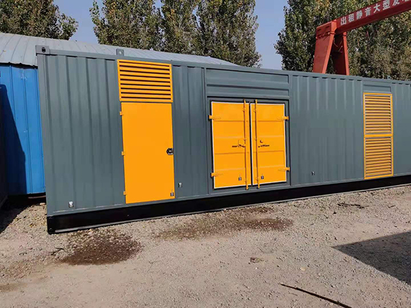 镇原300kw 柴油发电机组用多大的空气开关？