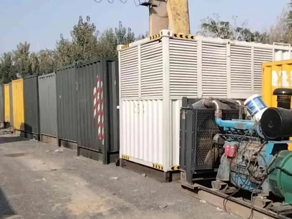镇原200KW柴油发电机机组每小时油耗是多少?